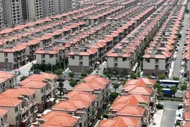 实拍南沙最大的别墅群超大个规模，这样的别墅你们喜欢吗。视频封面