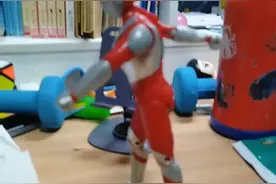 伪人入侵（模仿脱缰凯）