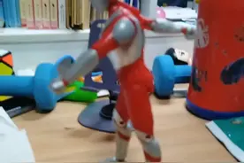 伪人入侵（模仿脱缰凯）