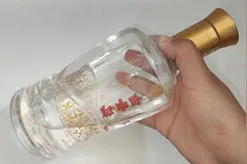 家里有白酒的要留着，这5个用途花钱太难买，不知道太可惜了