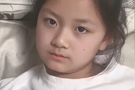 东北姐弟吐槽妈妈做饭太搞笑了，妈妈做的饭要命呀