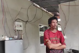 1026：贫贱夫妻百事哀，嫁女千里欲翻身。耐何天不顺人意，一声叹