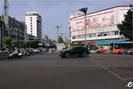 全国银行18名-江苏银行16293人,市值1104亿元,半年贏利166.9亿元视频封面