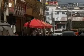 腾龙公司客服在线观看历史