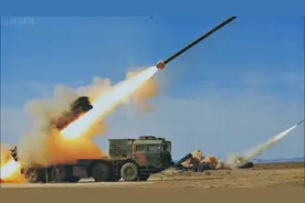 超燃原声！直击解放军昼夜实射现场：火炮怒吼 威力惊人！