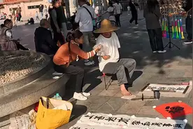 聋哑人嫁给不能打手语的男人,相濡以沫白头到老让抽象的爱具象化