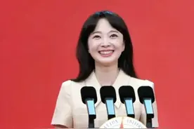 中国传媒大学2024年毕业典礼校友新华社记者张杨发言视频封面