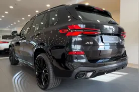 2025款全新改款宝马X5实拍展示