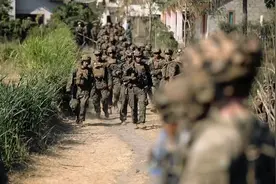 美军第25步兵师行进实录。第25步兵师作为美陆军主力部队之一视频封面