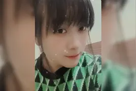 爱不是用嘴巴去说，而是本能去做，要谈就谈对的，要谈成熟的恋爱