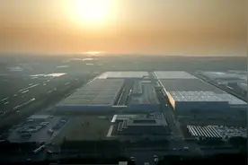 理想汽车，工作人员时薪33元视频封面