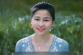 影视:女人经常去野外潜水～不料竟隐藏着惊天的秘密视频封面