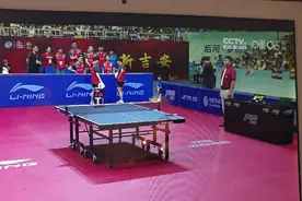 #2023乒超联赛 虽说莎宝今晚没赢得比赛，但途中化身莎指也是巨逗