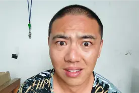 昨天半夜出租房被敲门了，难道手机被定位了，吓的忧忧一夜没睡觉视频封面