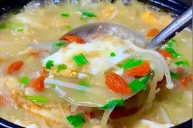 广东人做萝卜鸡蛋汤为什么那么好喝，原来有诀窍，汤甜入味特好喝视频封面