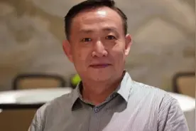 李嘉诚是英国掠夺香港资本的白手套 #卢麒元 #股神视频封面