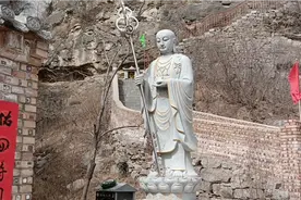 山西五台山慈悲寺，释迦牟尼佛，阿弥陀佛，药师佛真容现身处视频封面
