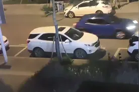 窗户楼下，看到一辆警车，已经停那两个小时，想说一声你们辛苦了视频封面