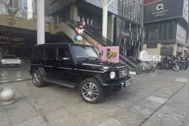 十年前我们一起加入JZ集团，没想到大壮 大帅 卡拉米