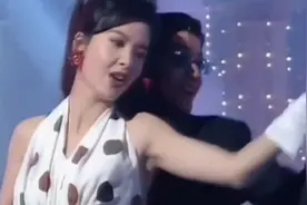 怀旧金曲｜周慧敏《痴心换情深》现场～视频封面