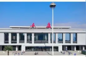 安康地县不少党政干部
在大灾面前溃不成军！
《陕西日报》1983年视频封面