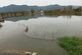 纪实游览南充凤仪湾水镇独特依山环境风情