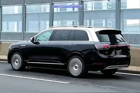 问界的智驾系统确实牛，但也不能开车睡着了吧 #问界m9视频封面