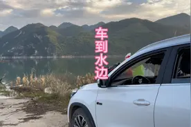 游钓贵州开阳县，车到水边，公路边方便停车的地方都有人露营钓鱼