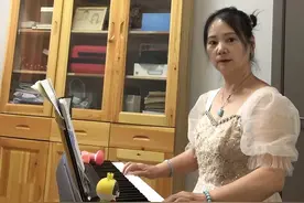 钢琴曲——萱草花视频封面