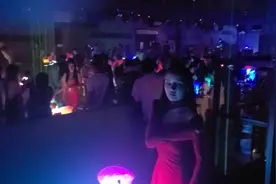 发现老挝记实(21)，这间夜场应是娱乐的天花板，美女如云顶级颜值