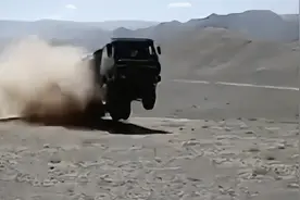 你拉的是战友不是猪！论汽车兵开车究竟有多猛？机动部队视频封面