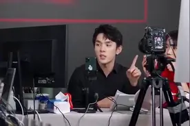 李佳琦被质疑嫌弃网友没钱，网络热词‘哪李贵了’引爆热议！视频封面
