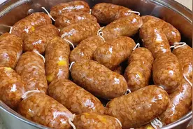 在家秘制糯米肠！做法和配方全部告诉你，软糯Q弹真的太好吃了