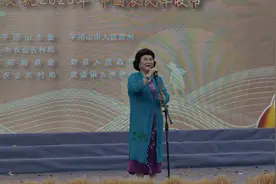 刘兰芳评书大师、全国政协委委员、中国曲协会名誉主席。视频封面