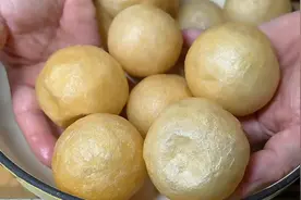 老上海特色美食油面筋，做法简单味道鲜美，难怪大人孩子都喜欢吃