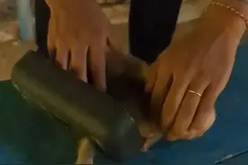 可怜的小猴子被卡住了，赶紧来救他吧！视频封面