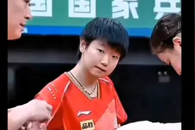 孙颖莎搞笑的名场面：看一遍笑一遍，太可爱了！