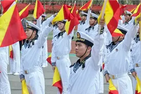 4.21海军节青岛开放日旗语表演视频封面