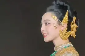 范冰冰泰国泼水节太美了！国际巨星视频封面
