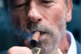 抽雪茄是不能过肺的，如果过肺会怎么样？#雪茄#使用方法#冷知识视频封面