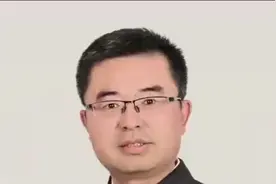 真正让中国人站立起来的伟人！