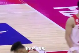 巴博萨有多强？巴西男篮第一人，也是太阳队历史最强的替补球员视频封面
