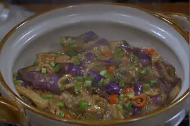 茄子要怎样做才软糯入味，而且不油不腻，看完视频记得收藏好视频封面