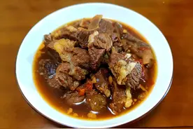牛肉这样炖出来鲜香软嫩，不老不柴！！！
