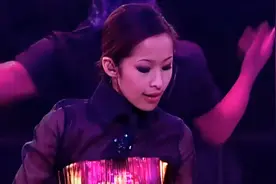 高清修复《爱情美》萧亚轩Live2001夏日精彩演唱会
