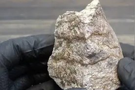 石头抛光到十万目是什么样子？会不会像镜子一样？视频封面