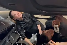 龙飞船舱内拍摄的画面视频封面