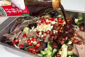 凉拌猪肝酸辣开胃受欢迎，煮猪肝不腥不老，原来技巧在这啊！