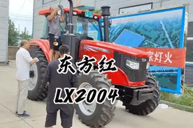 老哥提台200马力的拖拉机，看这个大马力四驱车就需要烧尿素了视频封面