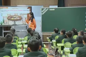 【线上课程】单元作业设计案例集2A M3U3 In the kitchen🧐视频封面